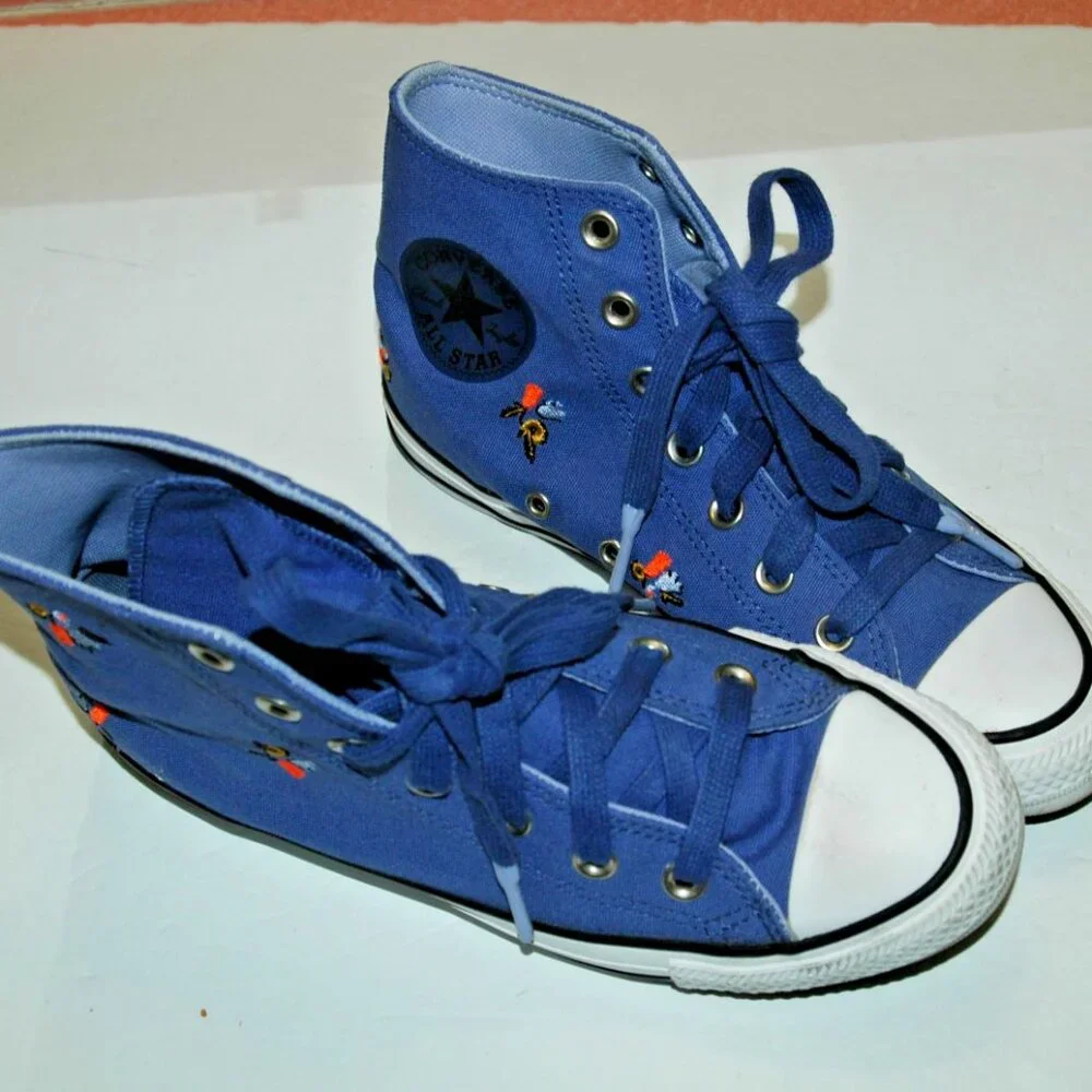 Converse All Stars Sneakers Womens 7.5 Chuck Taylor - Picture 4 of 13